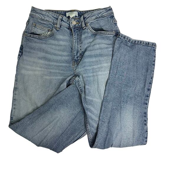 H&M Light Wash Denim Jeans - Size US 6 / EUR 38 - Classic Style - Picture 3 of 7